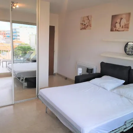 La Pinede Apartment